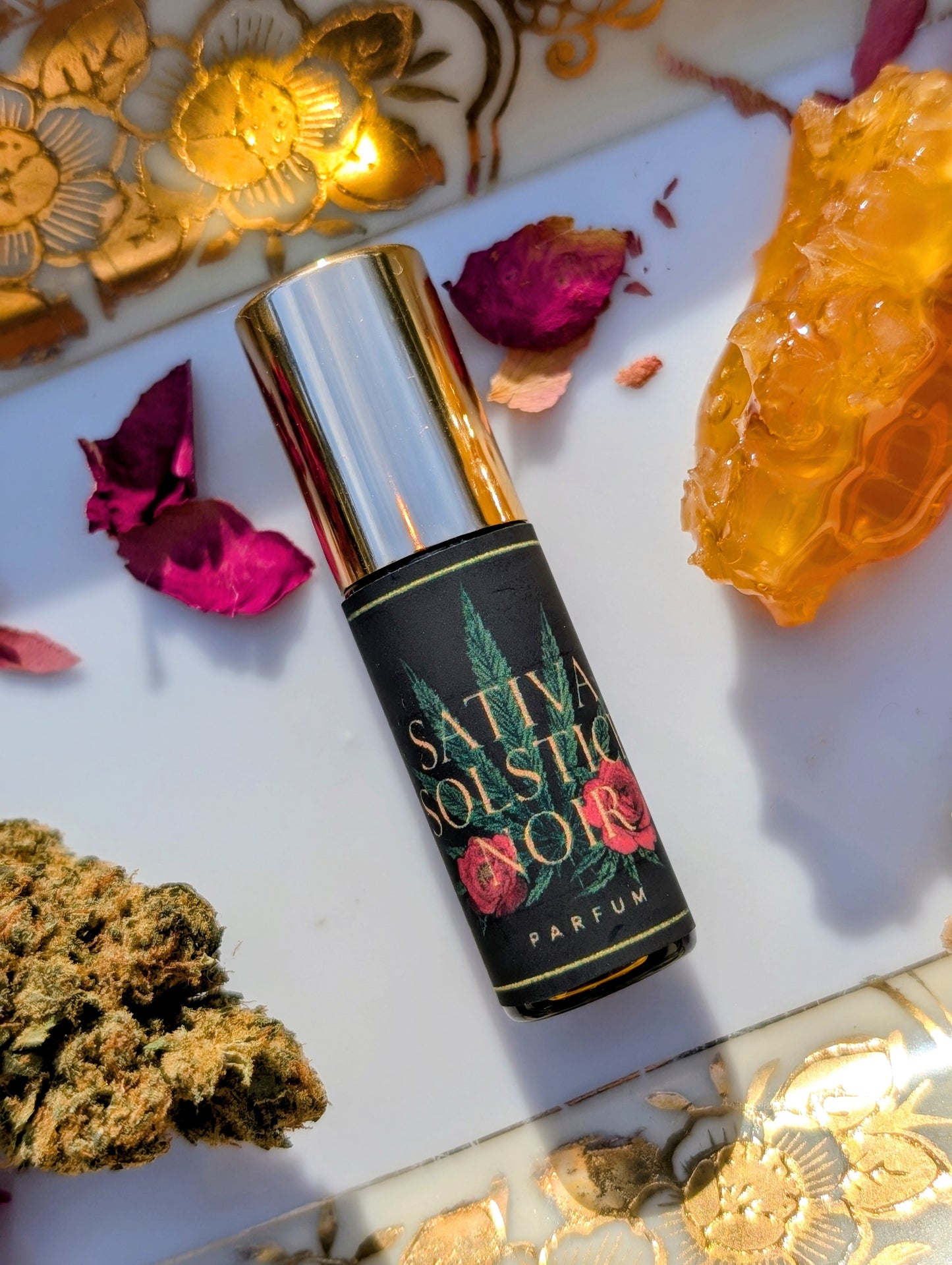 SATIVA SOLSTICE NOIR PARFUM